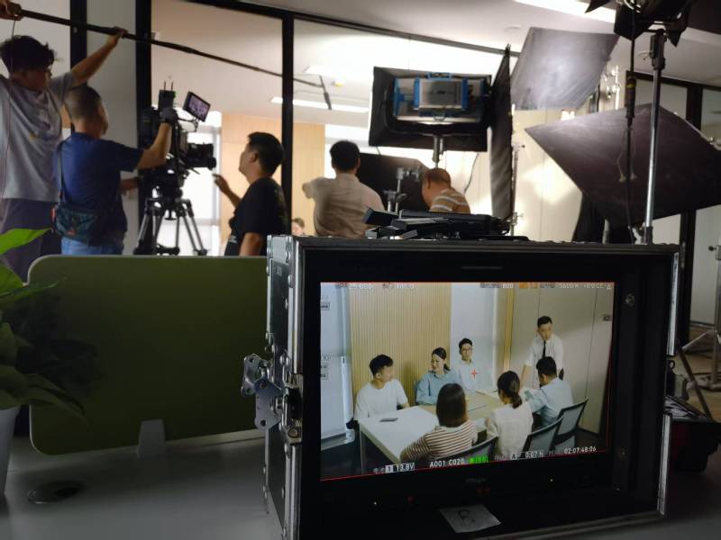 市北区TVC拍摄公司：科技产品视觉化大师，诠释未来感与功能美学